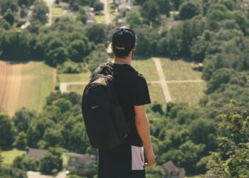 Solo Travel Safety Guide: Essential Tips for Women and Men to Stay Secure Anywhere