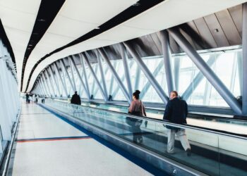 The Art of Finding Cheap Flights: Leveraging Incognito Mode, VPNs, and Flexible Dates